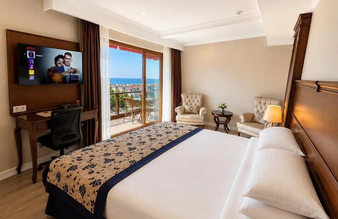 Glk Premier The Home Suites & Spa-1